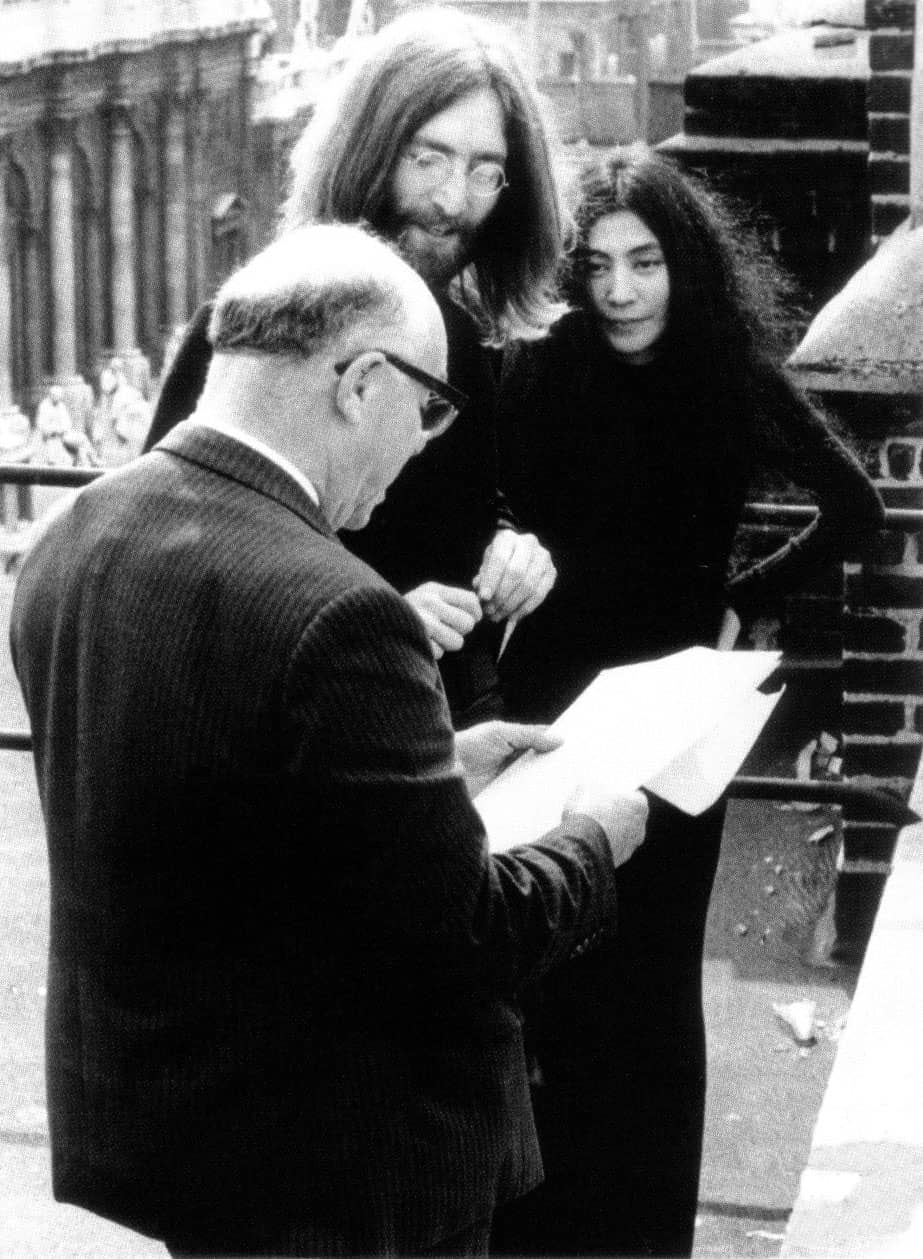 John Lennon Changes Middle Name to Ono at Apple Corps Rooftop (22 April 1969)