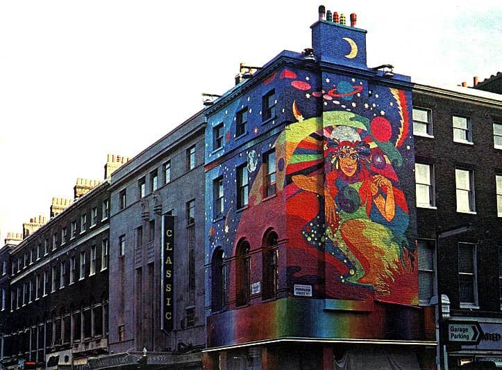 The Beatles’ Apple Boutique Mural Is Whitewashed – 15 May 1968
